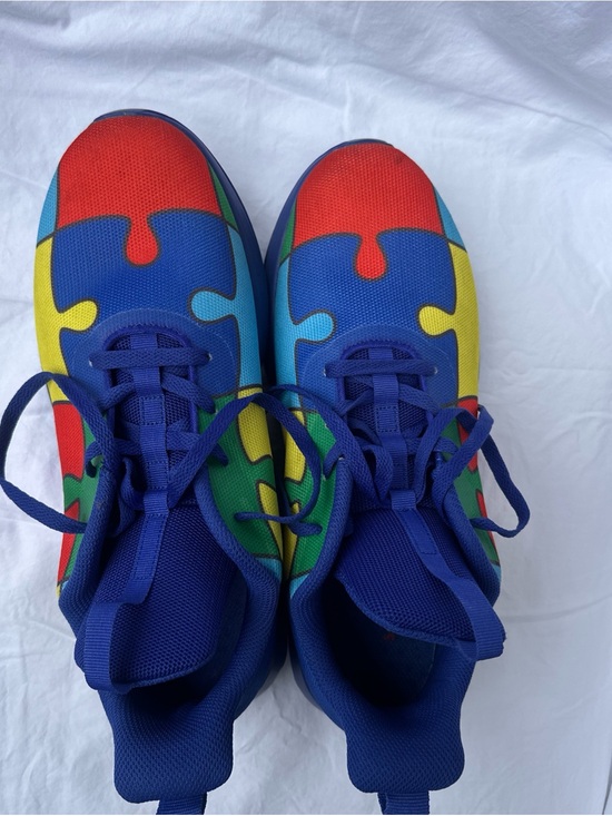 Men’s Puzzle-Print Mesh Sneakers in Multicolor main image 6